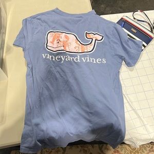 Vineyard vines tee